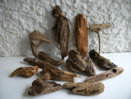 P9, Treibholzpaket, 13 Stk., 13-30cm