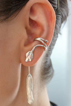Ohrring mit Anhänger ohne Ohrloch Silber mit Blattmotiv und Biwa-Perle, 601S