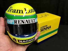 Helm Ayrton Senna Team LOTUS team 1985