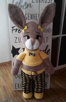 Osterhase Marlene II gelb