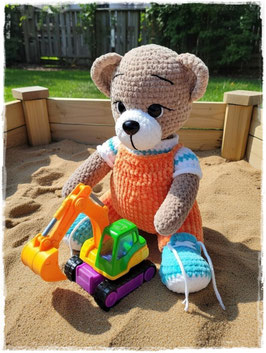 Teddy Peggy