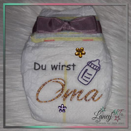 Bestickte Windel - "Oma & Babyflasche" (Wunschfarbe)