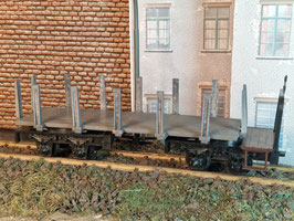 Rungenwagen Grau mit zwei Drehgestellen