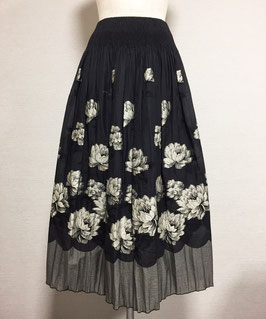 ￥13,200  IS-7097　バラ柄パネルスカート