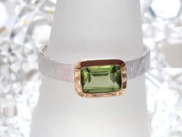 Edler Peridot-Fingerring in Silber, teilvergoldet, Gr. 57