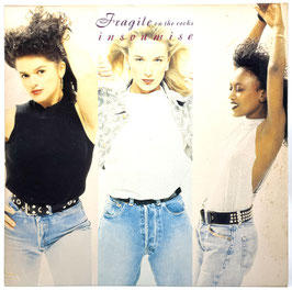 Fragile On The Rocks - Insoumise