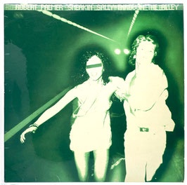 Robert Palmer - Sneakin Sally Through The Alley