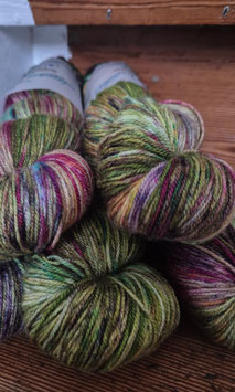 Das Seidenschaf KALEIDOSKOP 100 g, 400 m