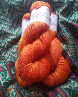 Das Seidenschaf MONK 100 g, 400 m