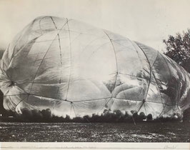 CHRISTO & JEANNE-CLAUDE