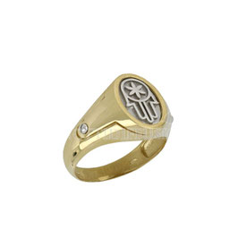 Anello da uomo  in oro giallo e bianco 18 kt a scudo con mano di Fatima