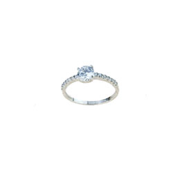 Anello Solitario da donna in oro bianco 18 kt con Pavè di Zirconi laterali  A2419B