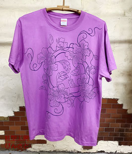 紅型　古典柄　牡丹　(紫、ラベンダー）Tシャツ