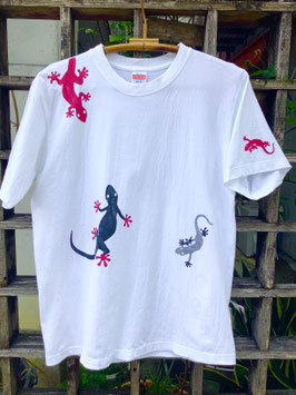 紅型風　オリジナル　やーるーTシャツ（カラフル）