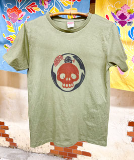 紅型型染め　かんぷースカル　Tシャツ　（カーキ）