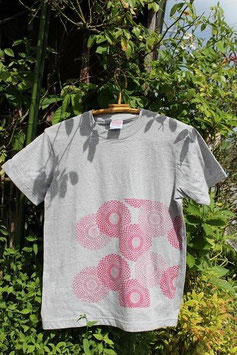 Tシャツ　紅型　古典柄　グレー（赤）
