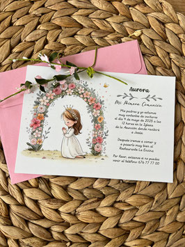 INVITACION NIÑA CON ARCO DE FLORES