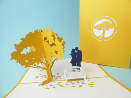 Carte pop-up Amoureux sous un arbre