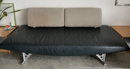 COR Design Sofa - Modell Cirrus Leder schwarz mit beigen Lehnen