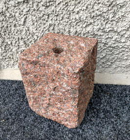 Granit-Sprudelsäule, rot