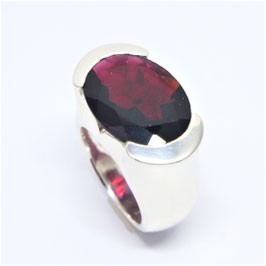 10505 Ring Sterlingsilber 925 mit Granat