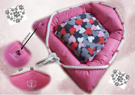 Hundebett "pink mit Stickereien", Gr. S