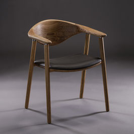 ARTISAN Stuhl Naru, Says Who Design