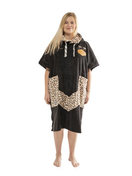 All In Poncho Black Leopard