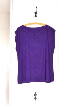 Blusenshirt lila mit weißen Punkten