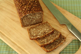 Dinkel-Sonnenblumen-Vollkornkastenbrot