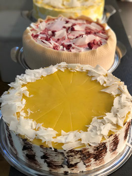 Zitronencremetorte