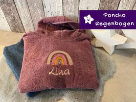 Personalisierter Badeponcho bestickt mit Name und Regenbogen