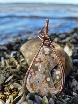 Sphärolitischer Chalcedon (Ozeanachat/Ozeanjaspis)