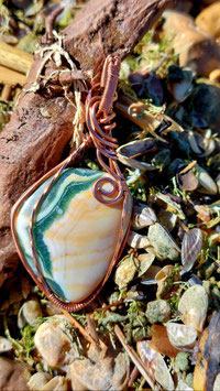 Sphärolithischer Chalcedon (Ozeanachat/Ozeanjaspis)