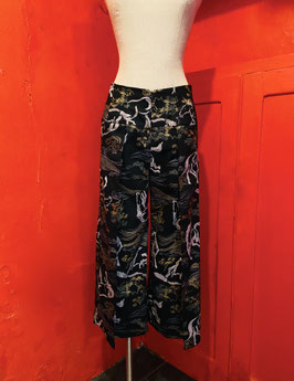 Pantalon mi-longue noir motif cheval