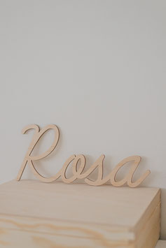 Houten naam met eigen lettertype