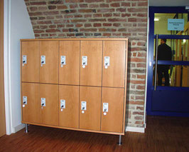 Taschenschrank