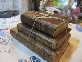 5-258　　古いいい雰囲気の本３冊まとめて