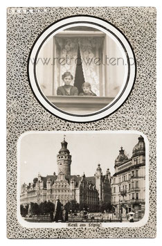 Alte Postkarte GRUSS AUS LEIPZIG Rathaus, Frau und Mädchen am Fenster - 1911