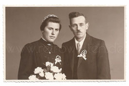 Alte Fotografie Postkarte HOCHZEIT Brautpaar aus Meran, 1950er Jahre