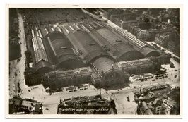 Alte Ansichtskarte FRANKFURT AM MAIN Bahnhof Luftaufnahme - 1930
