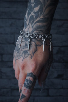 DAGGER BRACELET