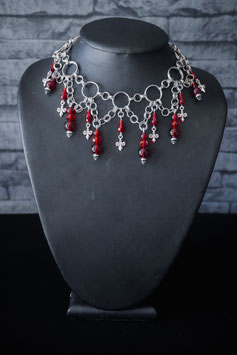 VERMILIA NECKLACE
