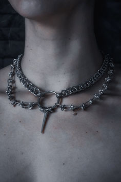 NIGHSPEAR NECKLACE