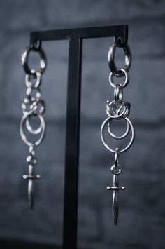 DAGGER EARRINGS