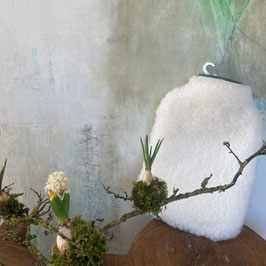 Wärmflasche mit Schaf-Fell weiss natur