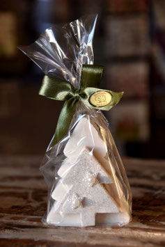 Weihnachtsseife Tannenbaum Schafmilchseife Schneerose weiß 110 g