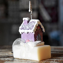 Weihnachtsseife lila Häuschen Schafmilchseife weiß Classic 100 g