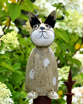 Zaunhocker Metall Katze beige mit Punkten