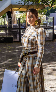 SOBREFALDA CUADROS VERDOSOS